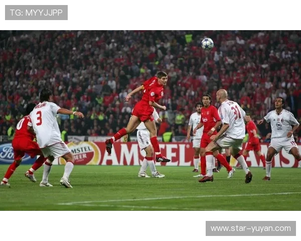 足球球星百米速度对比谁是真正绿茵场上的极速飞驰者